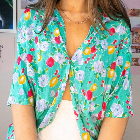 Fruit 90s Blouse - Picture 6 of 7
